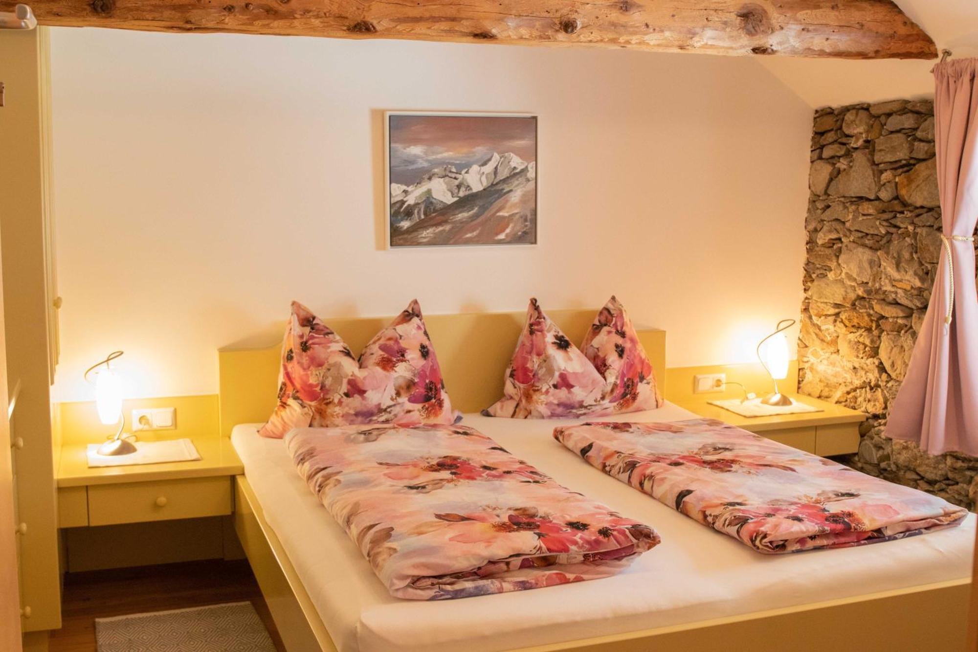 Obstbauernhof Fohlenhof Apartment Lasa Bagian luar foto