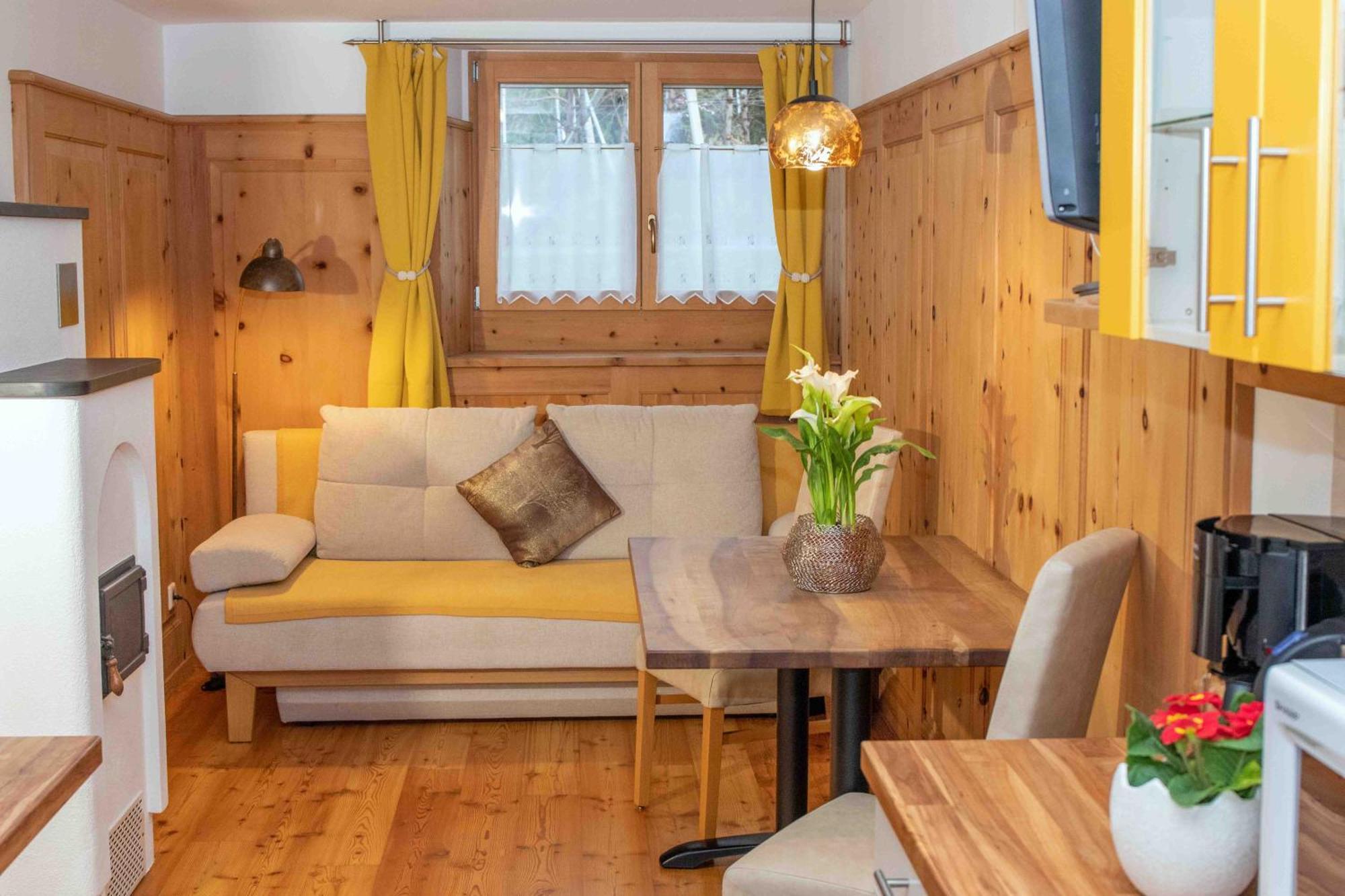 Obstbauernhof Fohlenhof Apartment Lasa Bagian luar foto