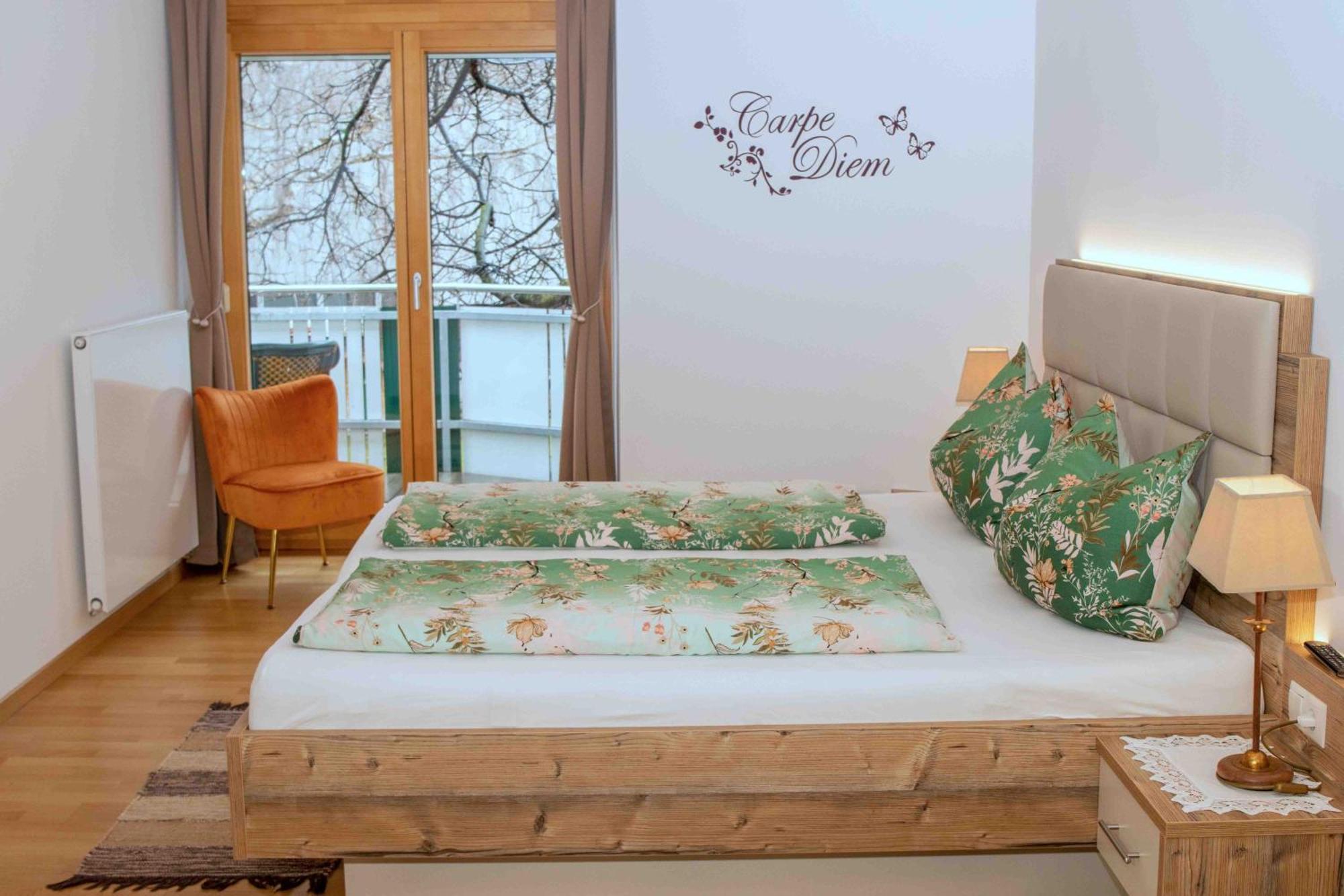 Obstbauernhof Fohlenhof Apartment Lasa Bagian luar foto